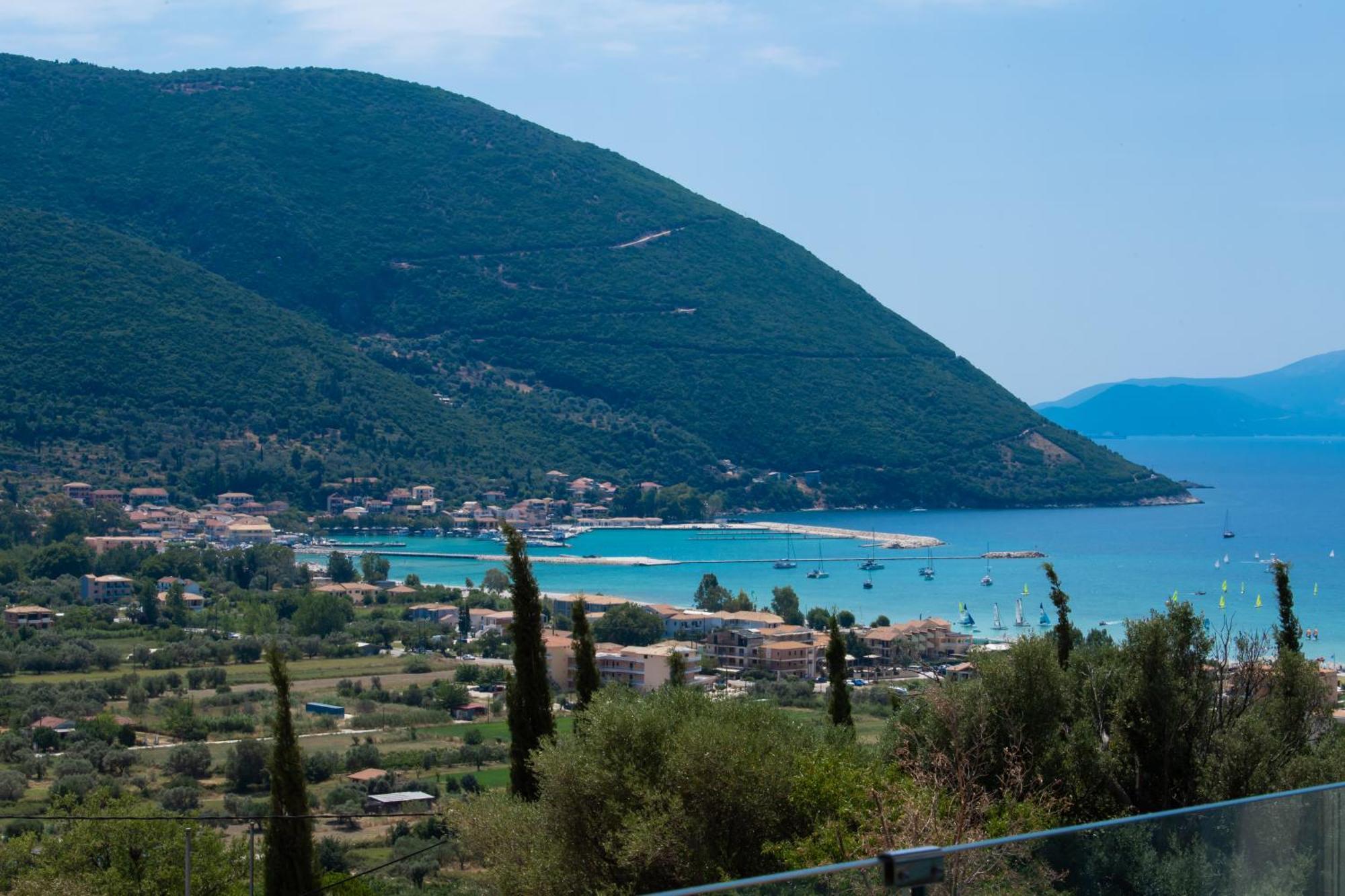 Calionas Suites Василики Экстерьер фото